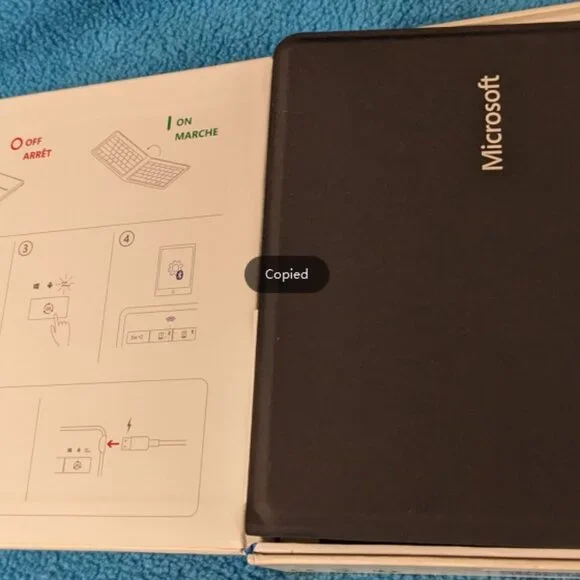 Microsoft Wireless Universal Foldable Keyboard - Picture 3 of 8